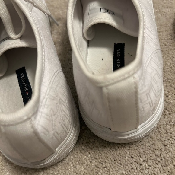 Tommy Hilfiger White Canvas Sneakers - Picture 4 of 5